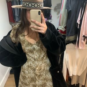 Amuse society Dres, super cute as a duster also cow girl boots and hat!